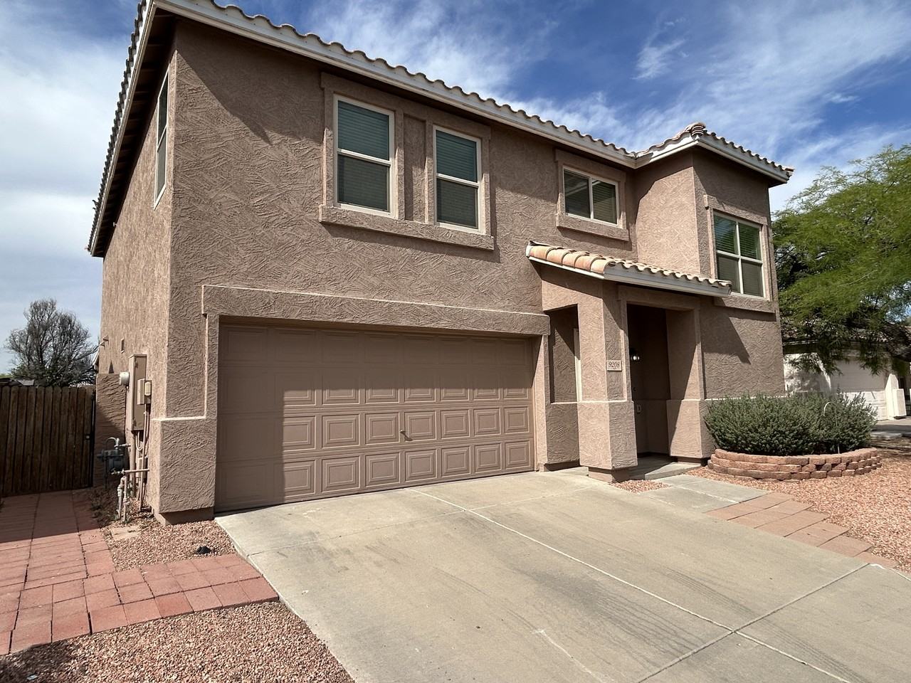 9208 W Coolidge St - Photo 4 of 50