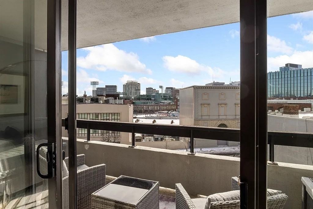 566 Commonwealth Ave #608 - Photo 2 of 10