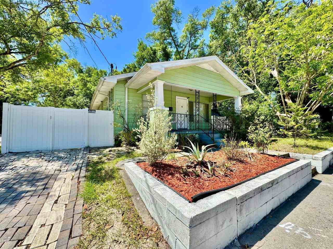 3511 Bishop Eddie Newkirk Way - Photo 2 of 38