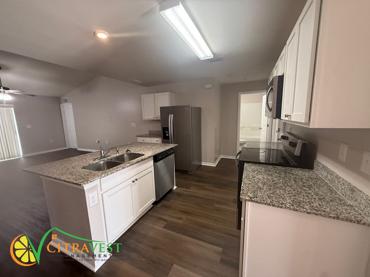 9161 Aegean Cir - Photo 4 of 13