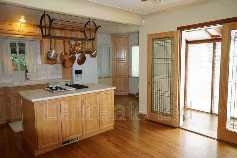 720 Ivy St - Photo 6 of 16