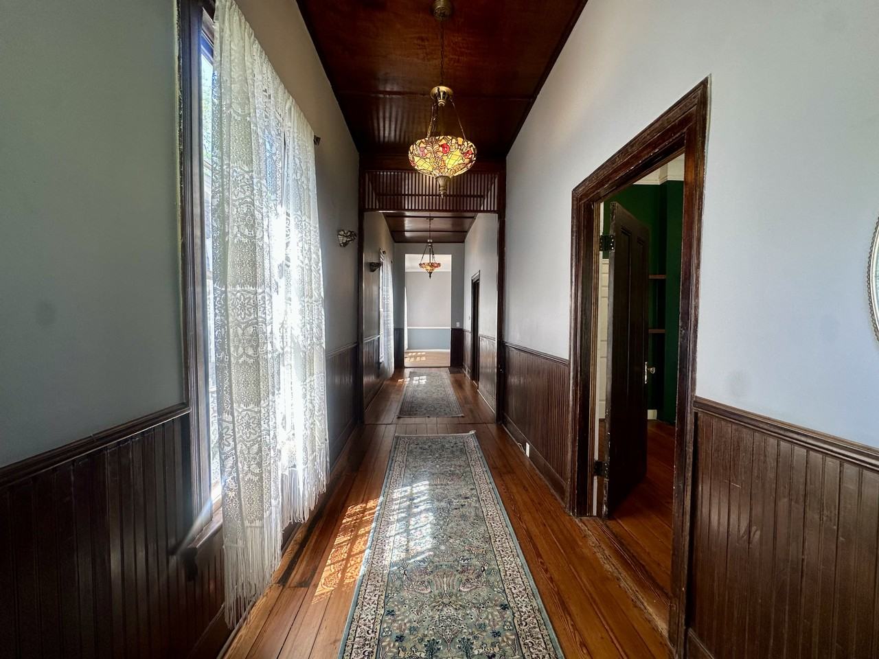 533 1st Ave - Photo 4 of 22