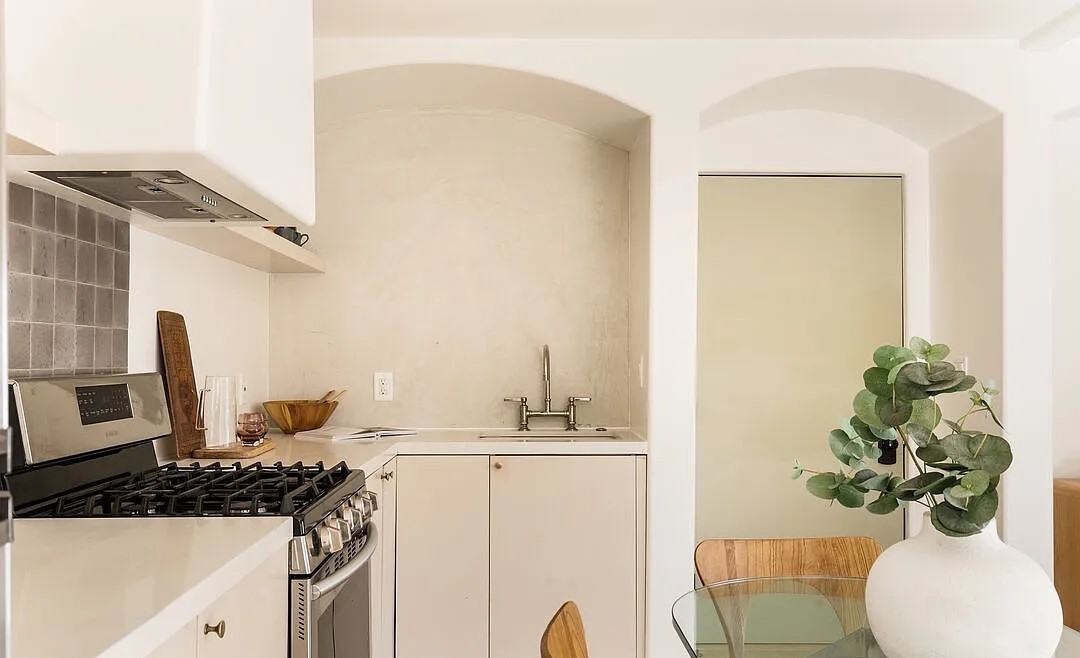 3200 Larissa Dr - Photo 4 of 22