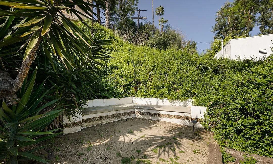 3200 Larissa Dr - Photo 7 of 22