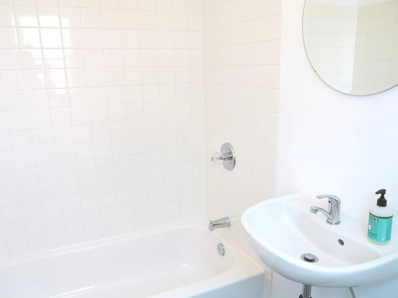 4221 Burns Ave - Photo 2 of 12