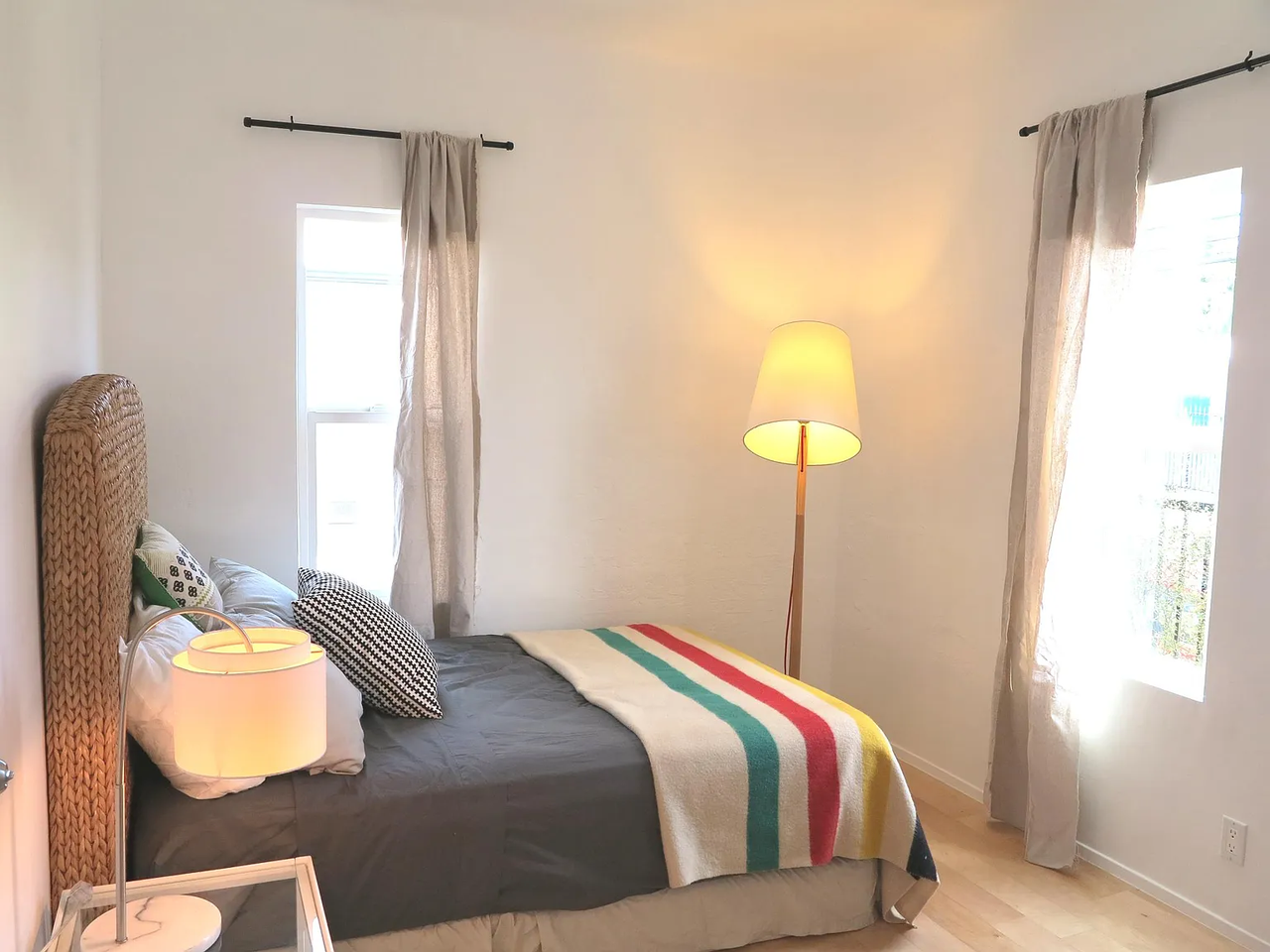 4221 Burns Ave - Photo 4 of 12