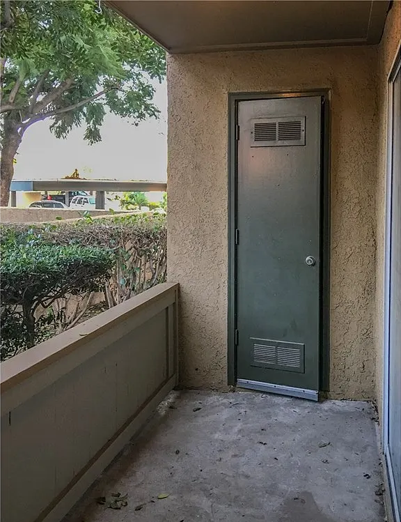 2160 Highpointe Dr #101 - Photo 6 of 12