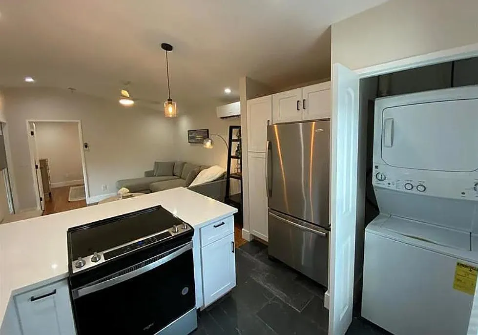 420 Olive Ave - Photo 5 of 5