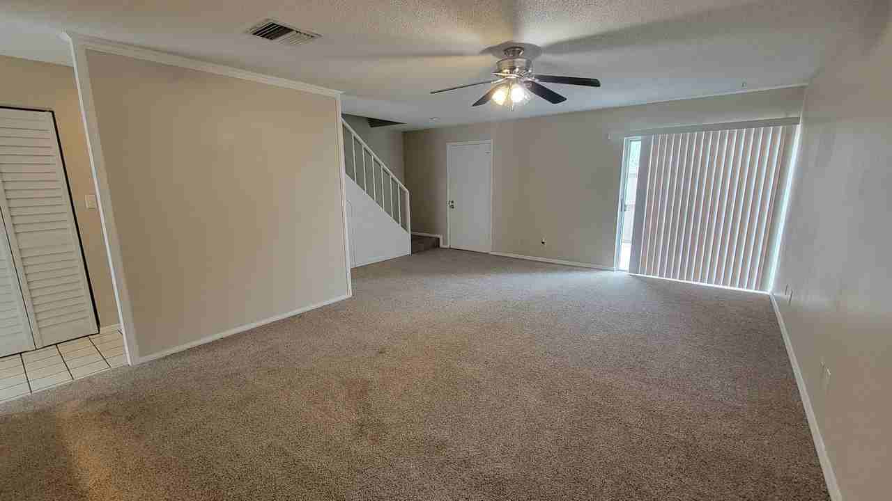 7910 Citrus Dr - Photo 3 of 15