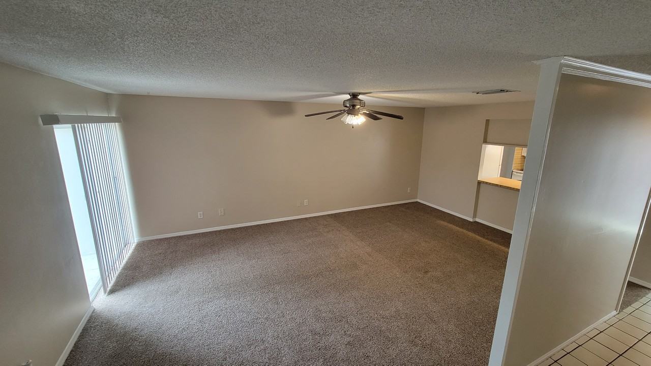 7910 Citrus Dr - Photo 6 of 15