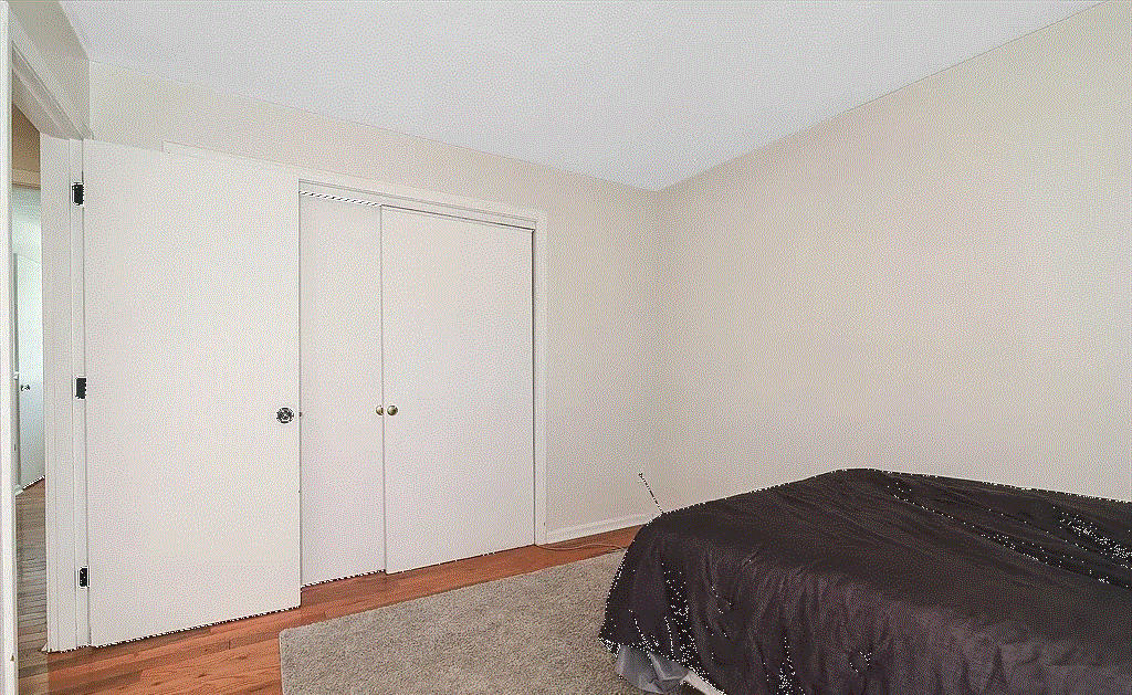 207 Samoset St - Photo 2 of 8