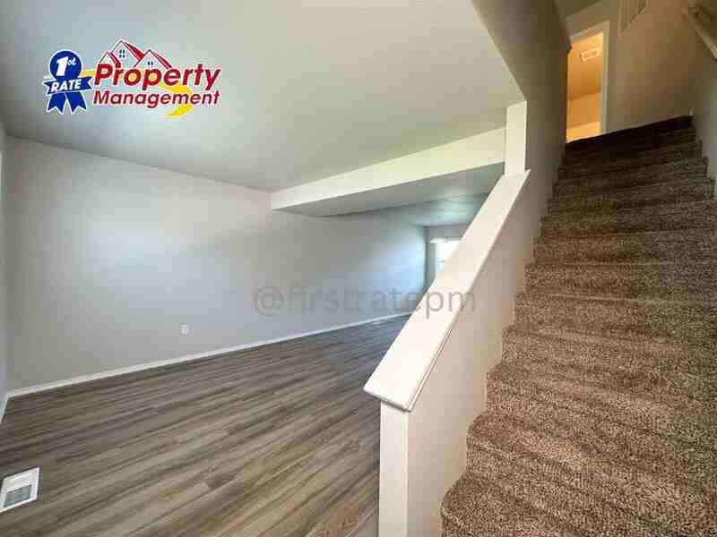 257 E Elbridge St - Photo 2 of 23