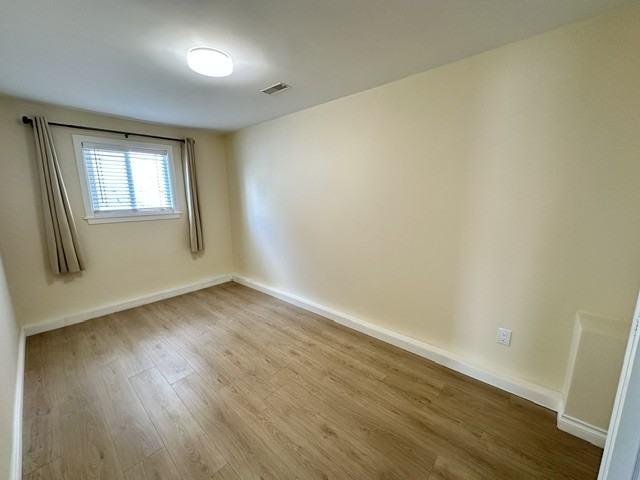 5560 Cedardale Crt - Photo 7 of 23