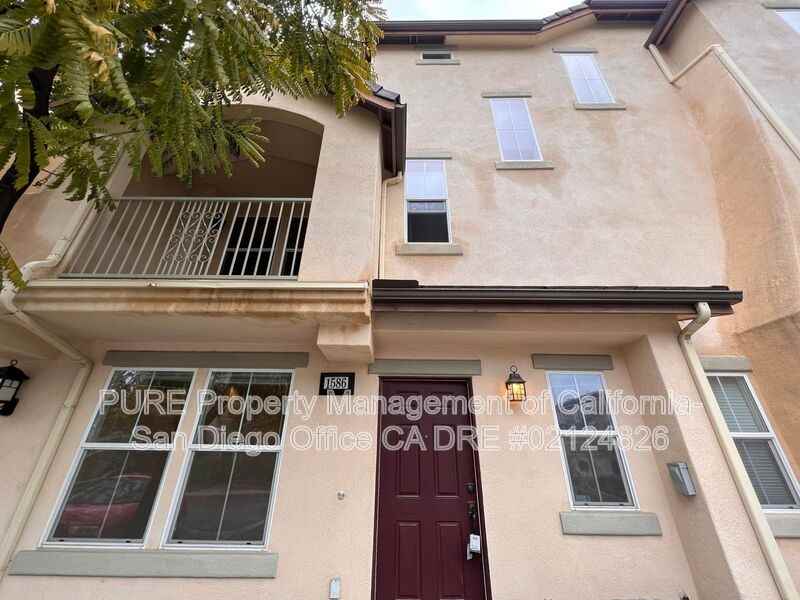 1586 Sumac Pl - Photo 2 of 16