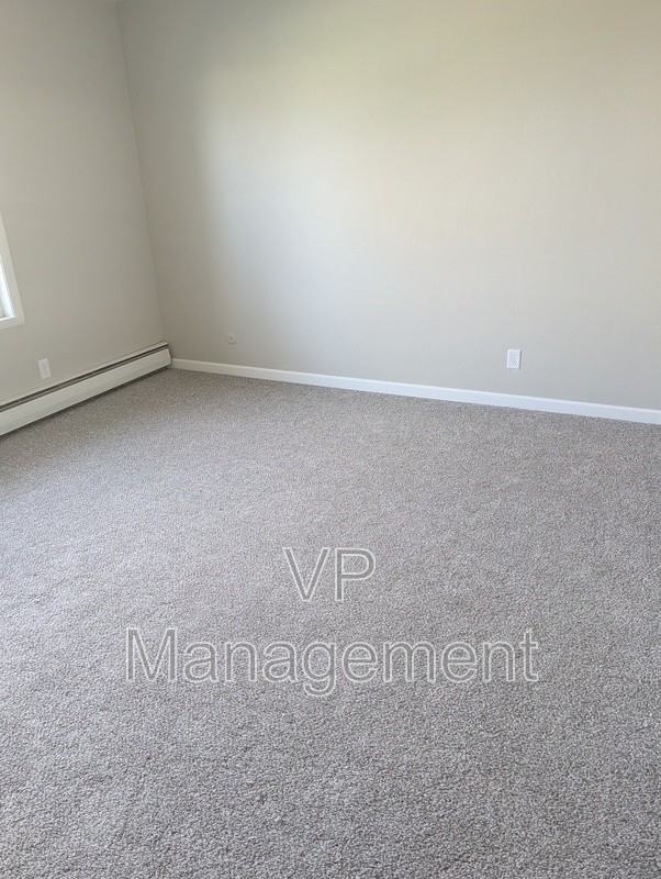 2609 Diehn Ave #9 - Photo 4 of 6