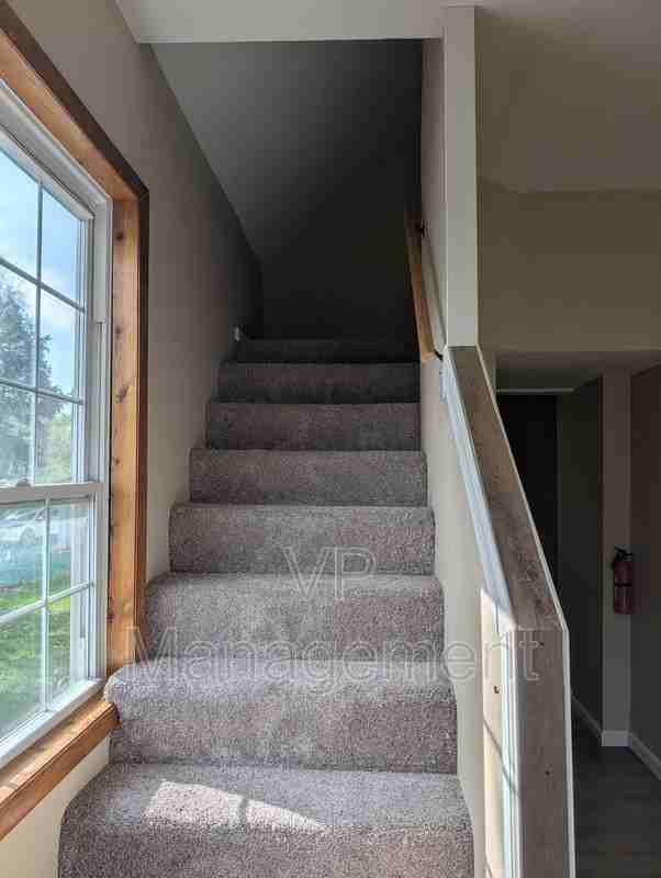 3631 Homestead Ave - Photo 5 of 12