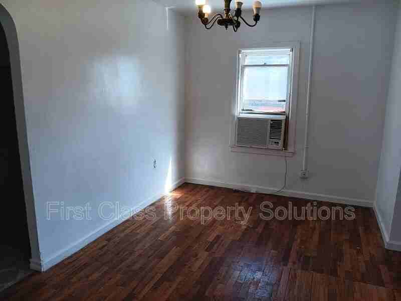 1701 Ne 34th St - Photo 6 of 15