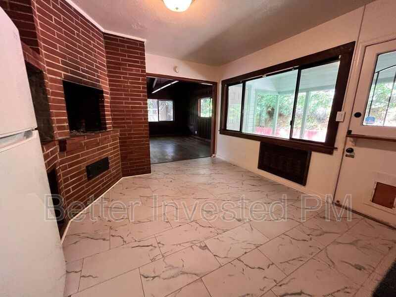 24665 Birch St #A - Photo 4 of 19