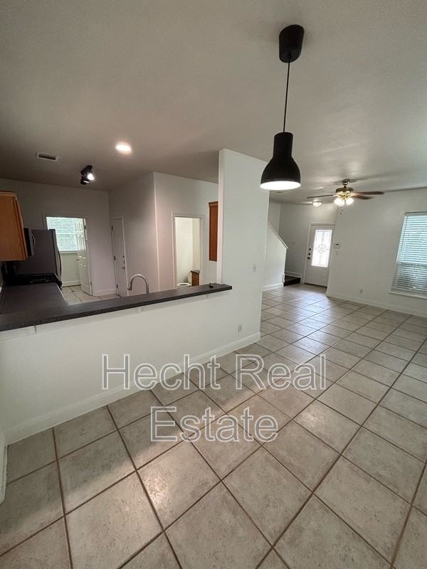 5711 China Berry Rd - Photo 5 of 22