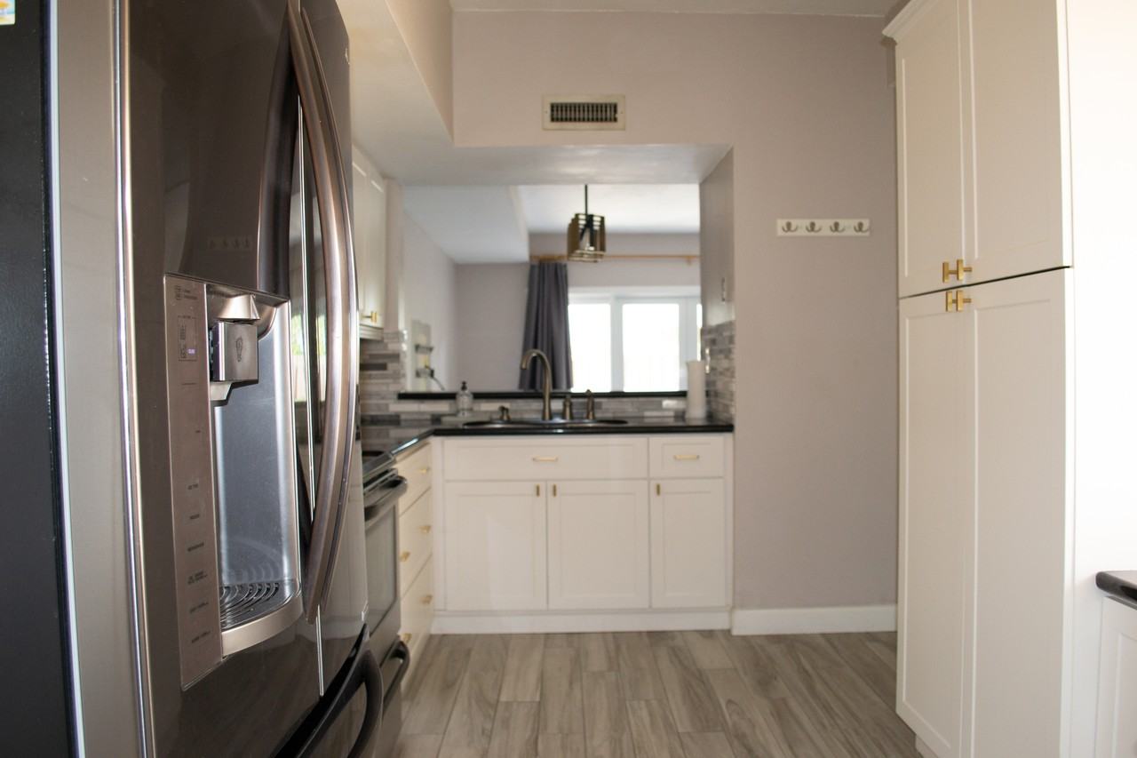 11864 Sw 100th St - Photo 7 of 27