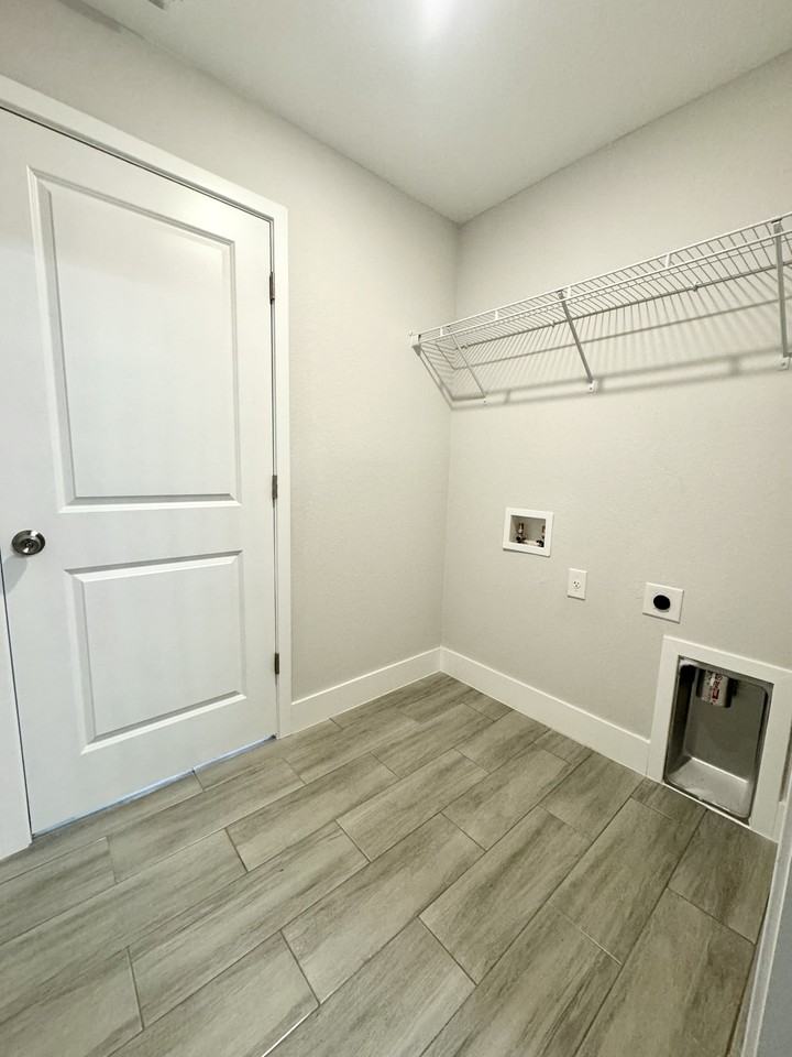 1113 Ivan Ave S #NA - Photo 2 of 20