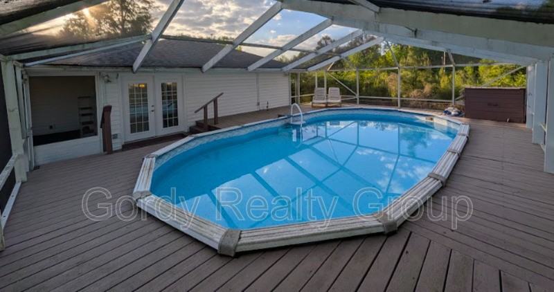 2994 Madison St - Photo 2 of 17