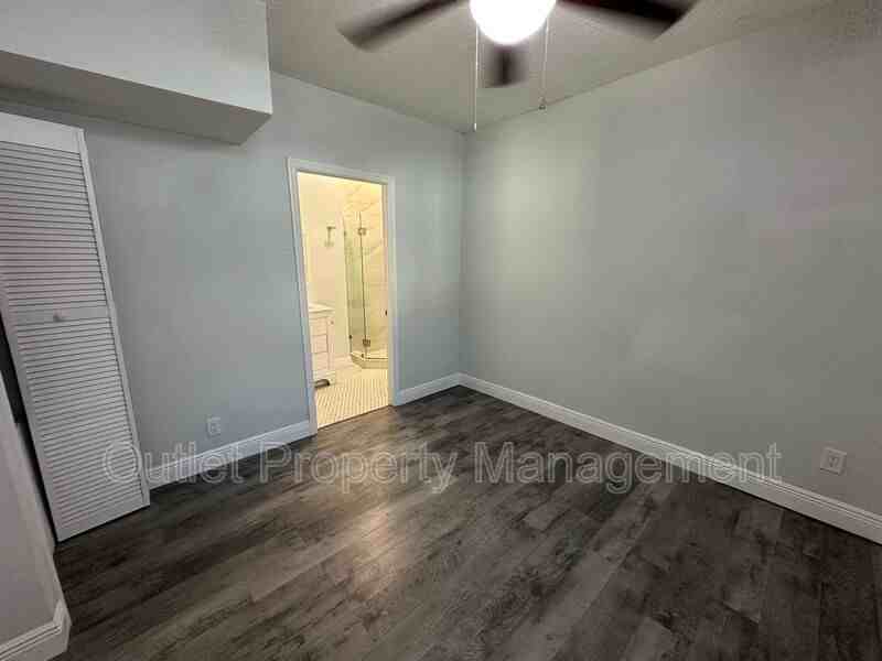 129 E Concord St #129B - Photo 7 of 18