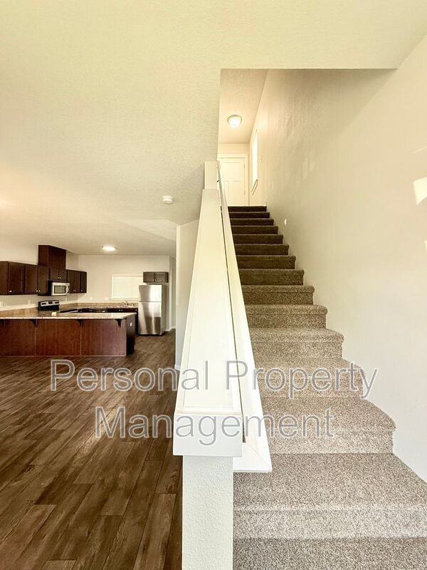 12600 Ne 49th St - Photo 2 of 18