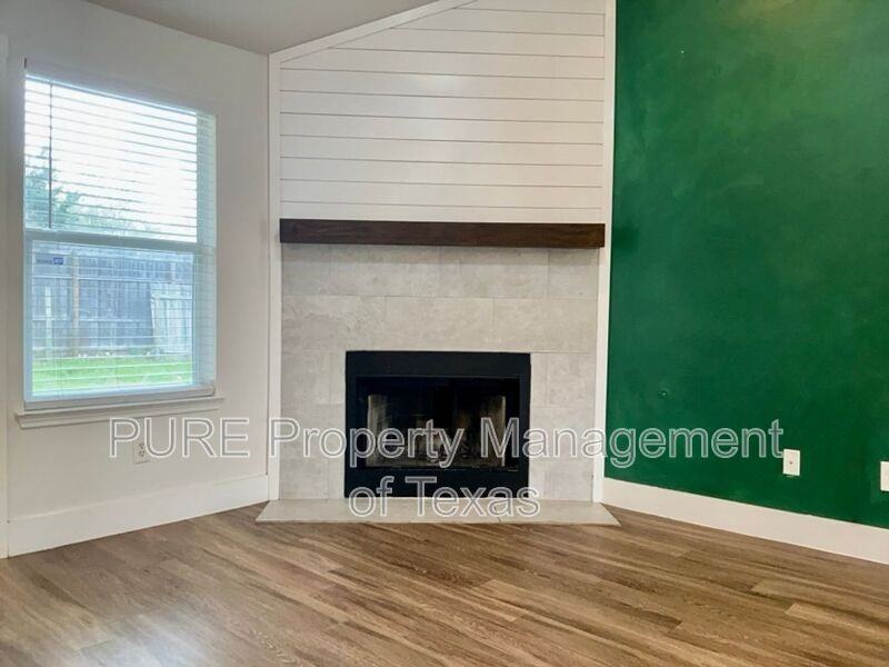 613 Millcreek Ln - Photo 5 of 27