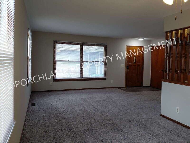 3142 Kalamazoo Ave Se - Photo 6 of 19