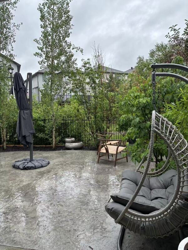 653 178a St Sw - Photo 3 of 33