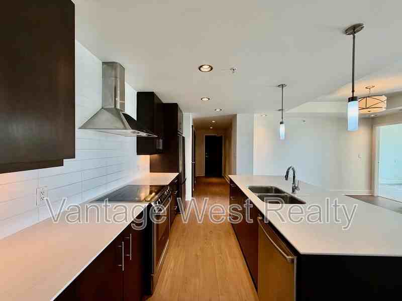 900 Springfield Rd - Photo 5 of 39