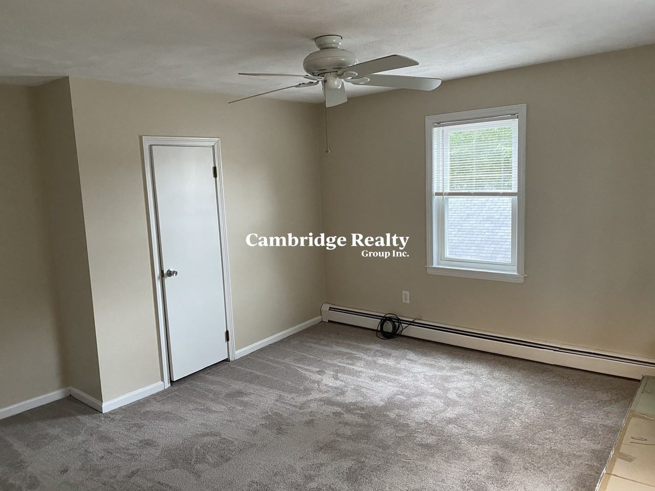 143 Washington Cir #2 - Photo 4 of 10