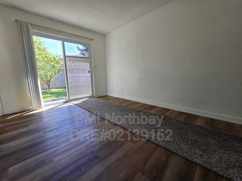 1152 Hartford Pl - Photo 5 of 16