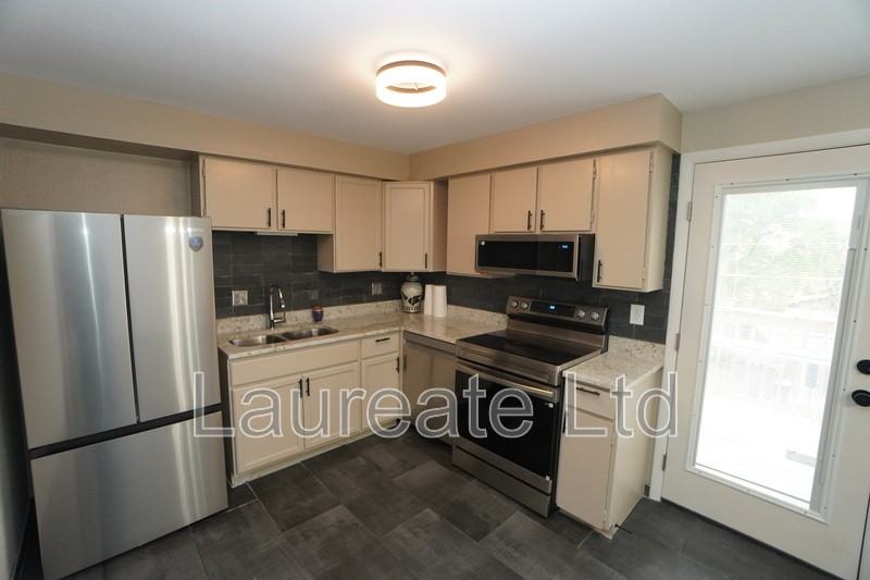 10760 W 13th Ave - Photo 6 of 16