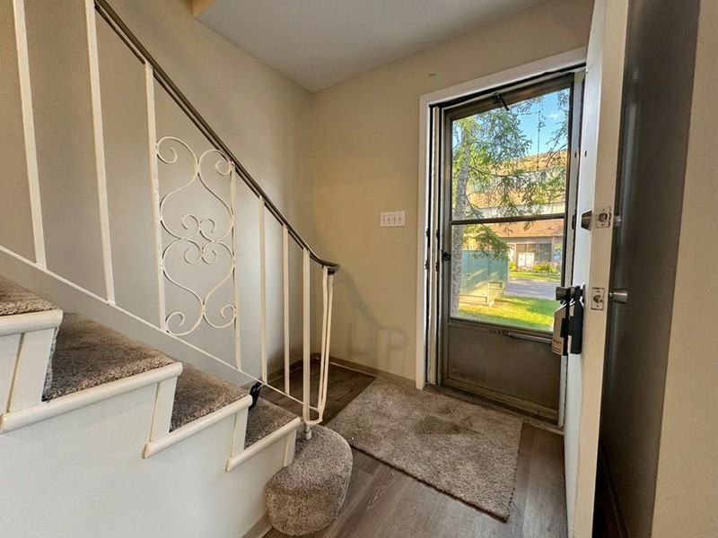 14210 103 Ave Nw - Photo 2 of 26