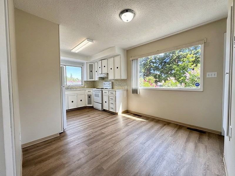 14210 103 Ave Nw - Photo 6 of 26