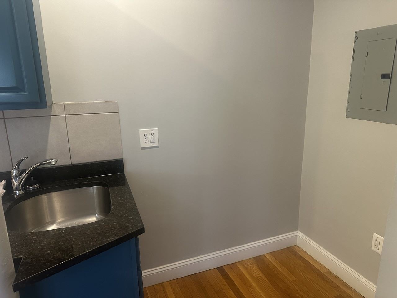 Medford St. & Fellsway #1 - Photo 2 of 11