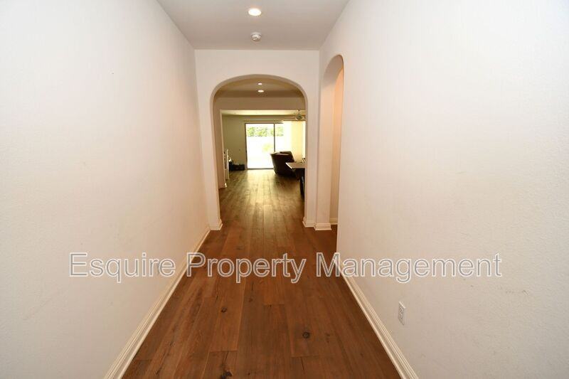 505 Elm Cottage Ct - Photo 3 of 35
