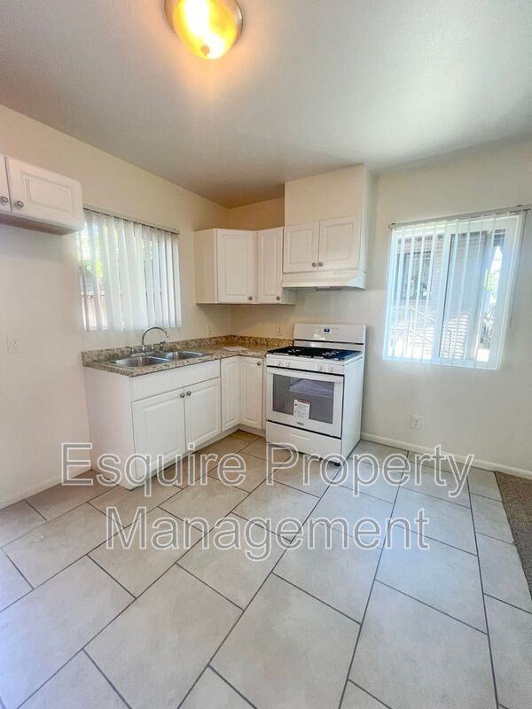 319 Hill St #A - Photo 4 of 10