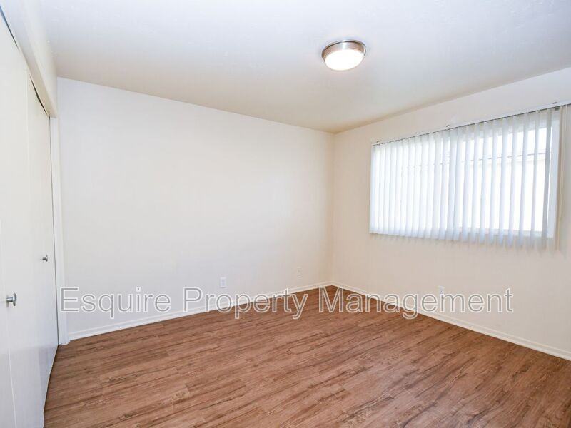 5009 Nautilus St - Photo 5 of 10