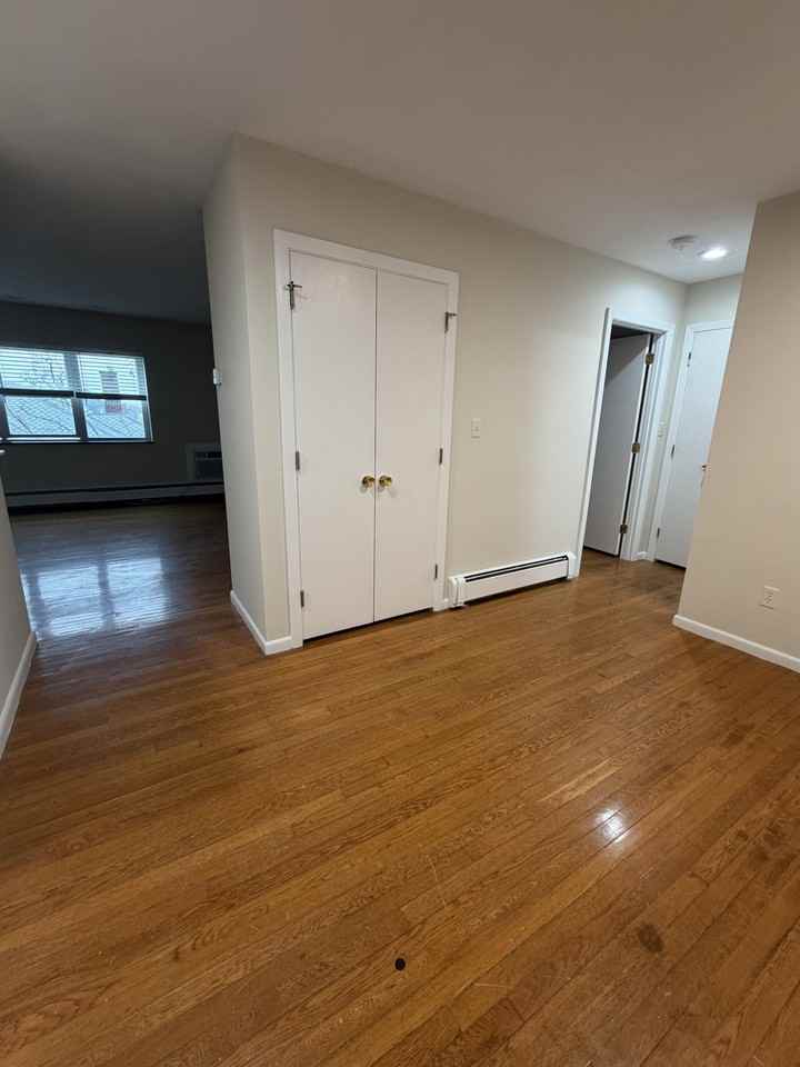 Mount Auburn St #2D - Photo 7 of 15