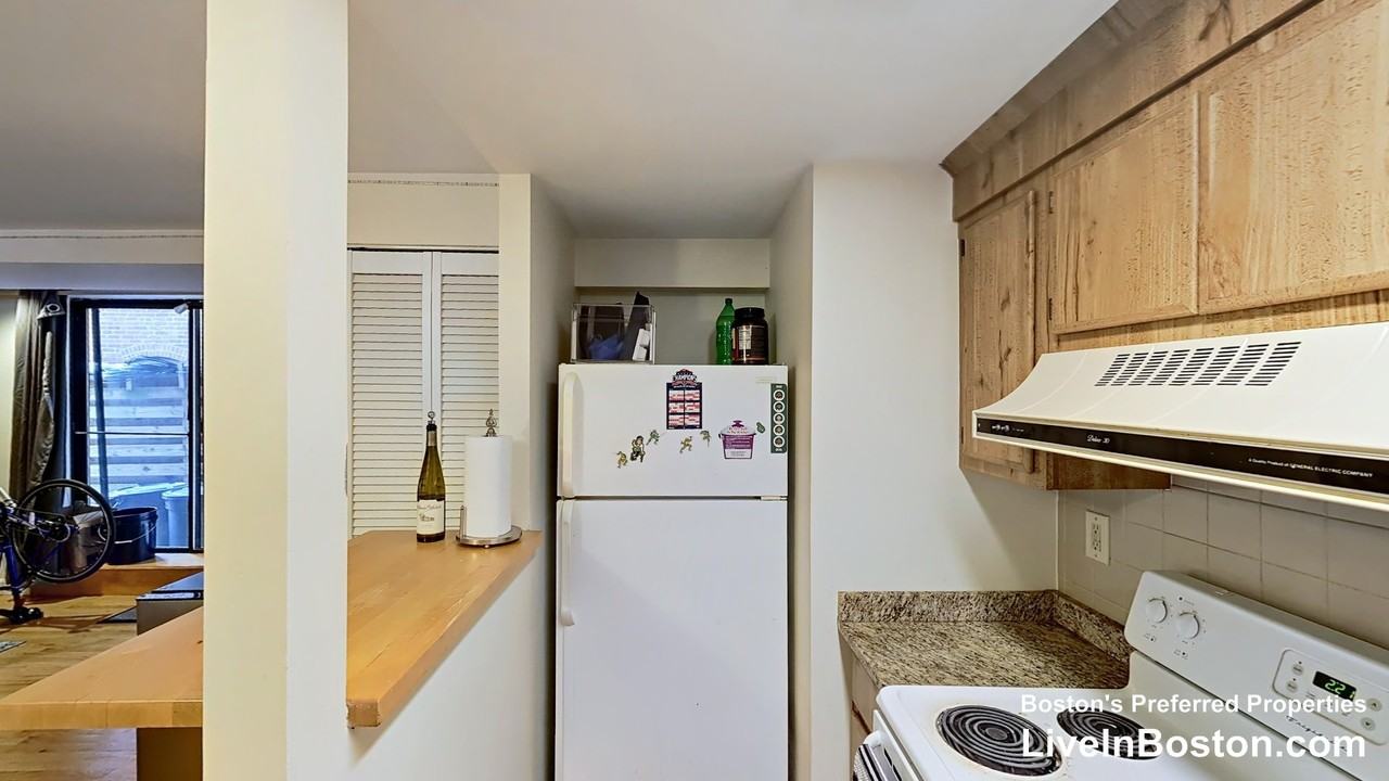 Gainsborough St. & Symphony #005 - Photo 6 of 18