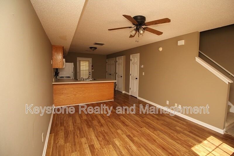 3834 - Photo 3 of 8