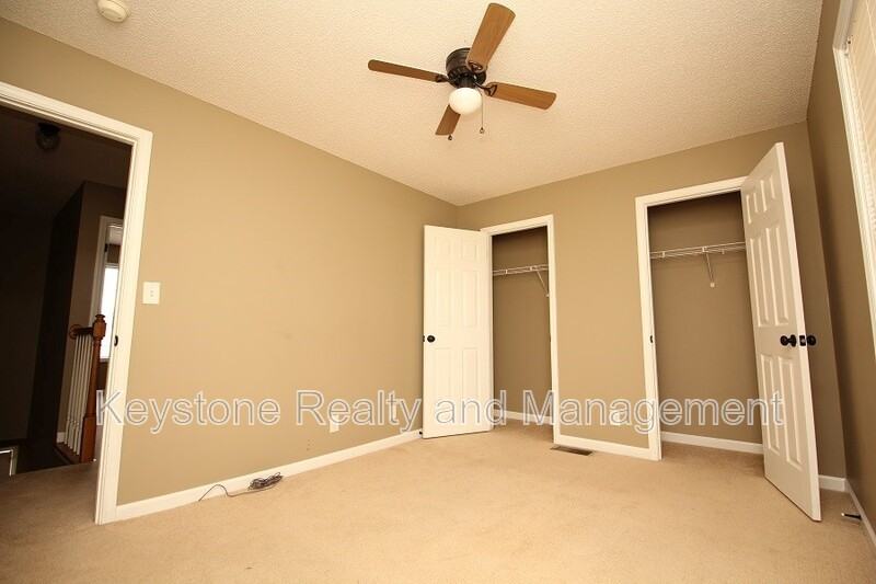 3834 - Photo 4 of 8
