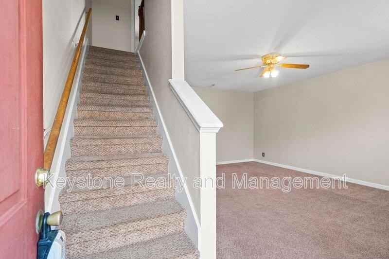 1630 - Photo 2 of 14