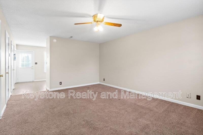 1630 - Photo 3 of 14