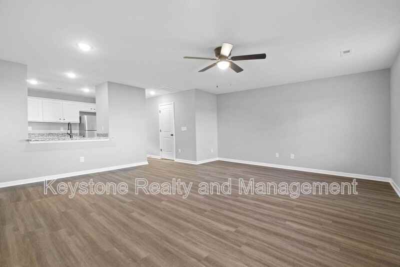 2186 - Photo 4 of 15