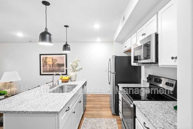 933 Center Rd #B - Photo 5 of 17