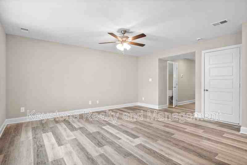 1237 Cardinal Creek Dr - Photo 4 of 13